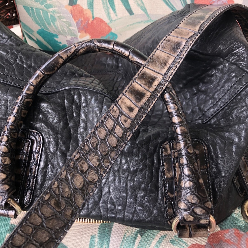 Givenchy Pandora EUC SOLD - Picture 10 of 14